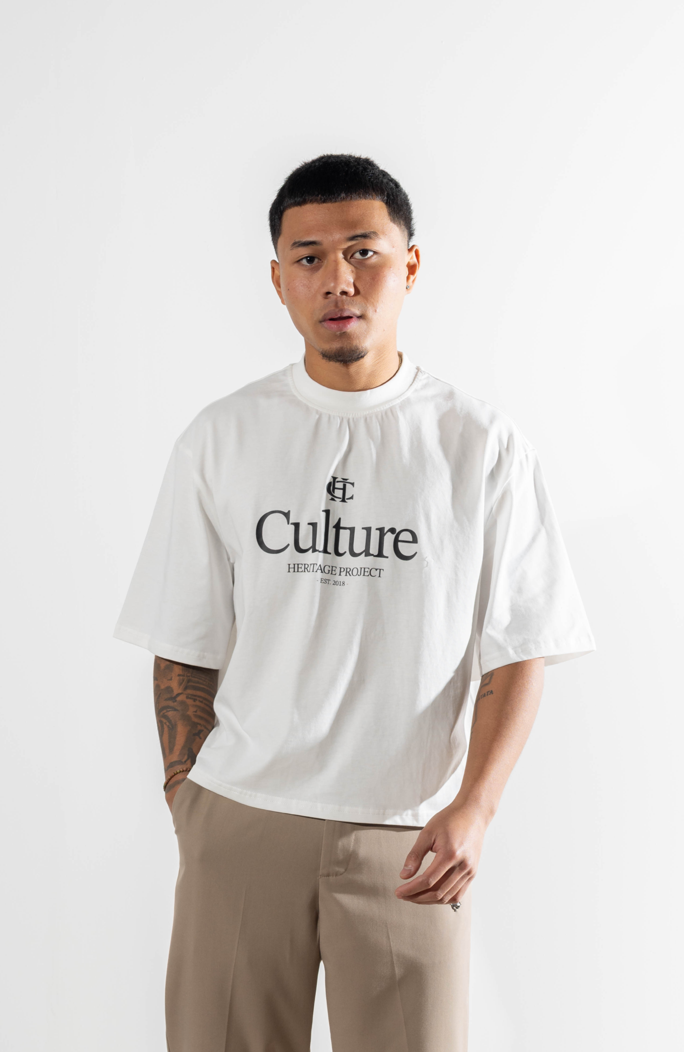 Culture Heritage - Souvenir Cropped Tee | White